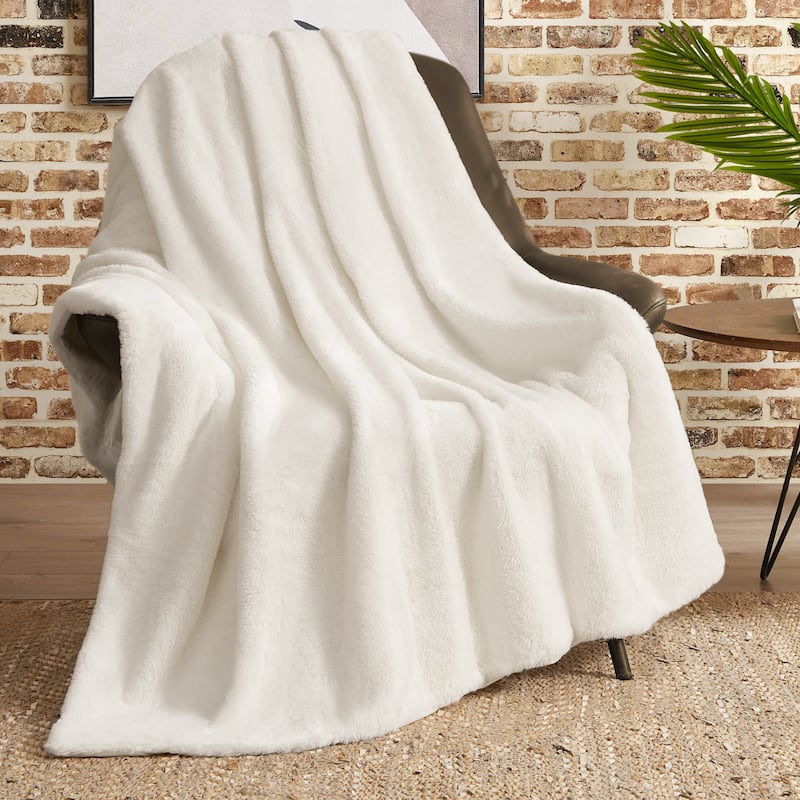 Lucky Brand Solid Synthetic Fur Rabbit 50" x 70" Throw Blanket