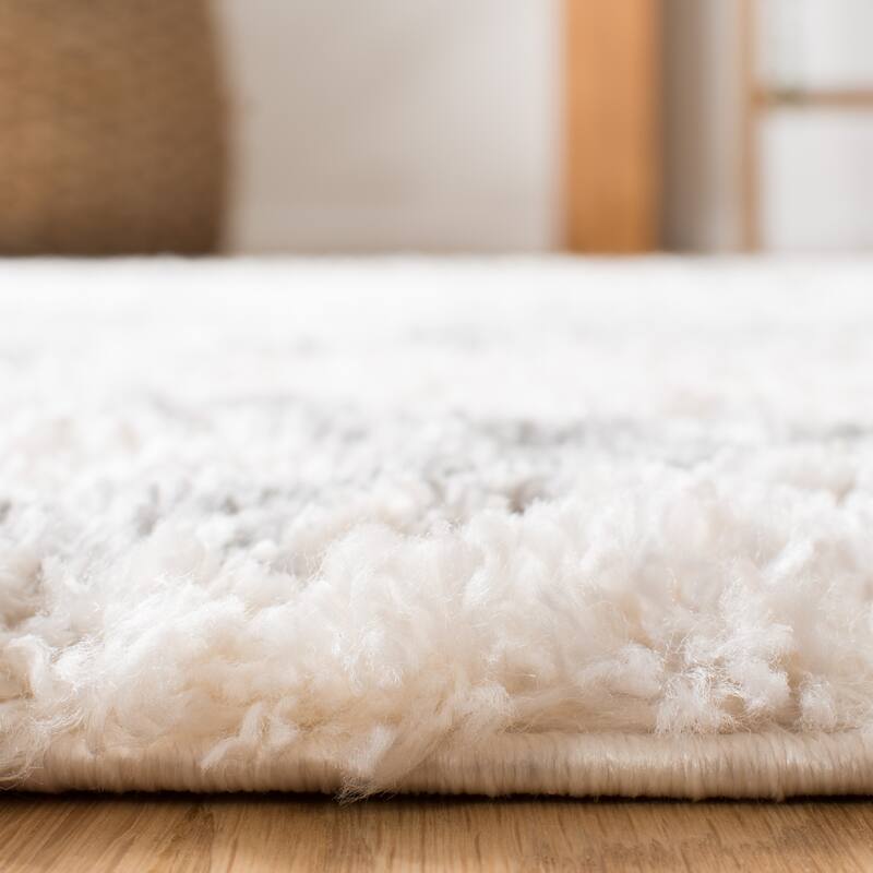 SAFAVIEH Berber Fringe Shag Mena Trellis Rug - Cream/Blue - 5' 3" x 7' 6"