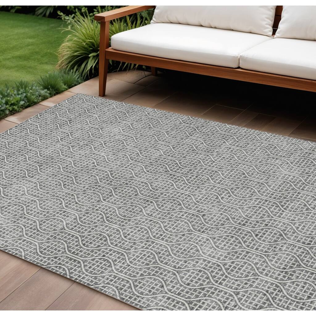 HomeRoots Geometric Transitional Rectangle Outdoor Rug