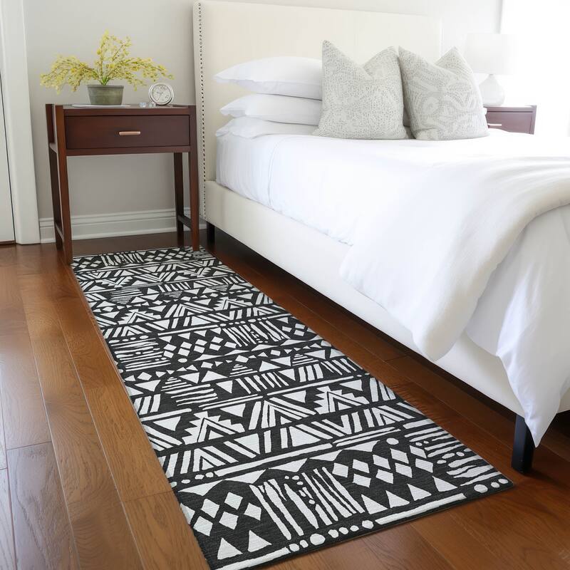 Machine Washable Indoor/ Outdoor Chantille Boho Tribal Rug