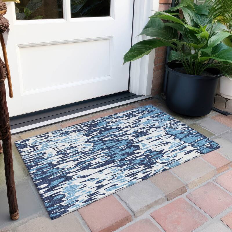 Machine Washable Indoor/ Outdoor Modern Watercolor Chantille Rug