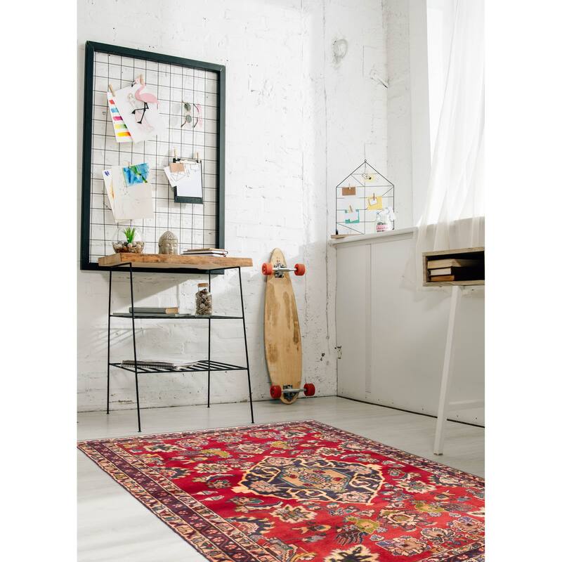 ECARPETGALLERY Hand-knotted Andelz Red Wool Rug - 4'7 x 6'8