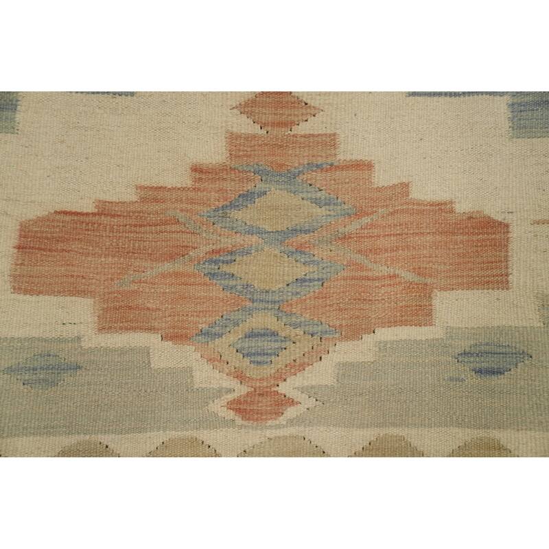 Hand Woven Oriental 100% Wool Carpet Southwestern Tribal Beige & Ivories Kilim Area Rug - 5' 9'' X 4' 0''