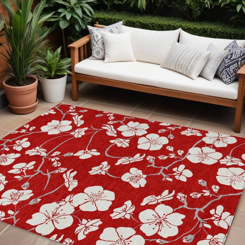 HomeRoots Floral Transitional Rectangle Outdoor Rug - 8' X 10'