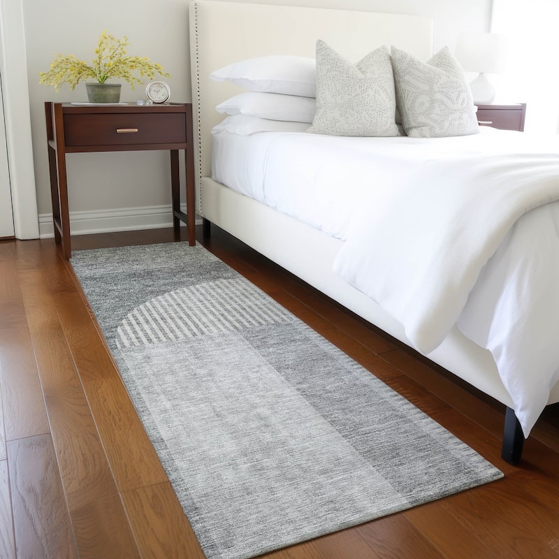 Machine Washable Indoor/ Outdoor Chantille Modern Deco Rug - Gray - 2'3" x 7'6"