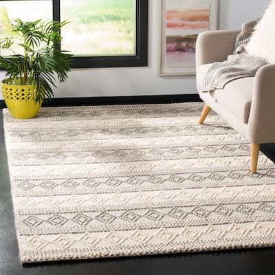 SAFAVIEH Handmade Natura Ajisa Wool Rug - Grey/Ivory - 6' x 9'