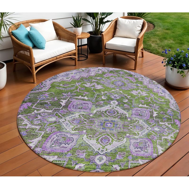 HomeRoots Oriental Traditional Rectangle Outdoor Rug - 8' Round