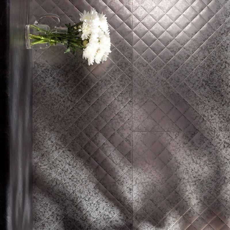 Fasade Quilted Decorative Vinyl 18in x 24in Backsplash Panel in Galvanized Steel