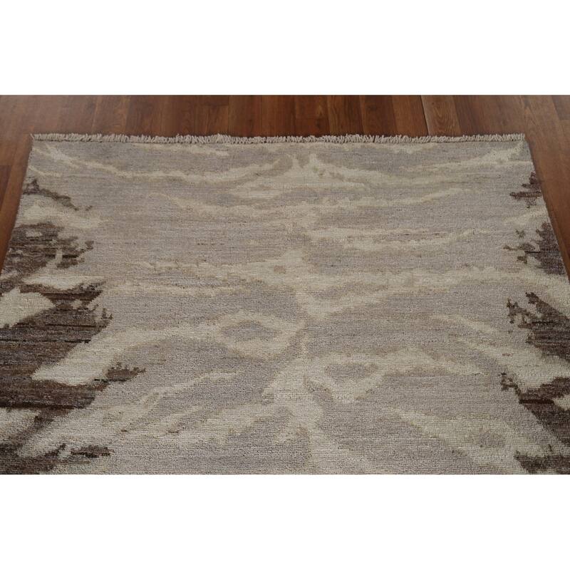 Hand Knotted Oriental 100% Wool Carpet Modern Abstract Multi-Colored Abstract Area Rug - 4' 9'' X 3' 10''