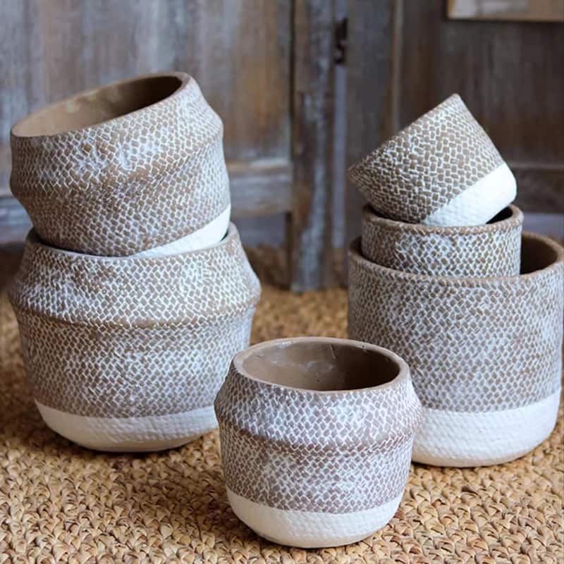 RusticReach Boho Straw-Look Flower Planter