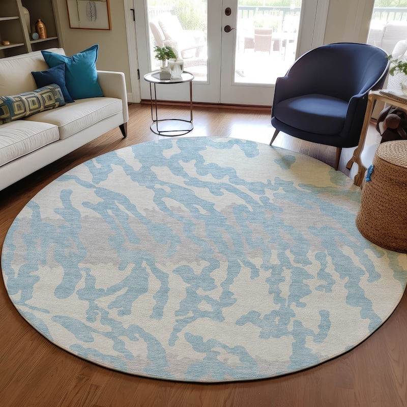 Machine Washable Indoor/ Outdoor Chantille Animal Print Abstract Rug