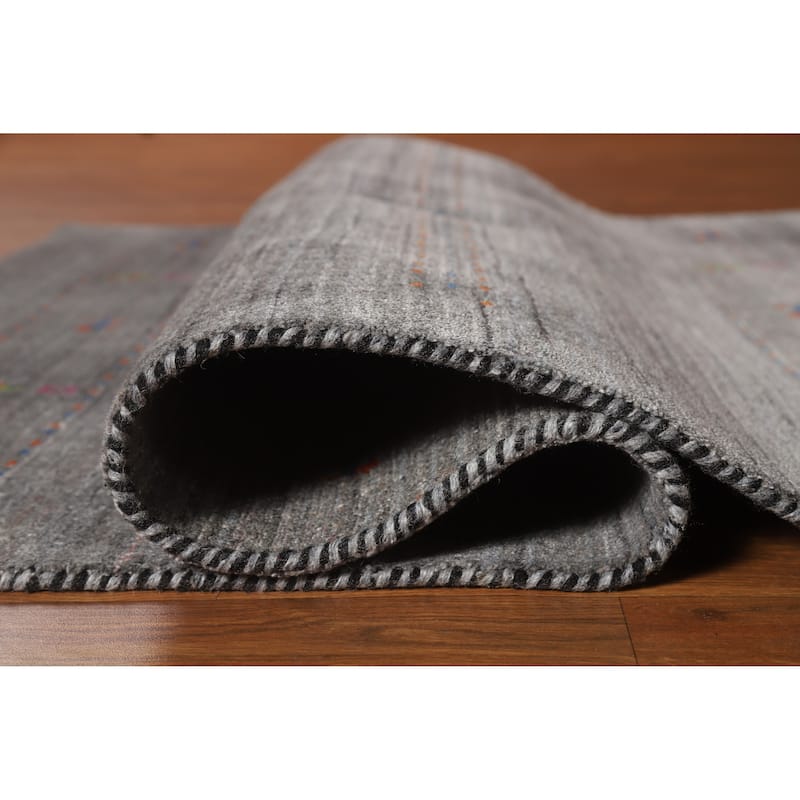 Hand Knotted Oriental 100% Wool Carpet Tribal Tribal Greys & Charcoal Gabbeh Area Rug - 5' 9'' X 4' 1''