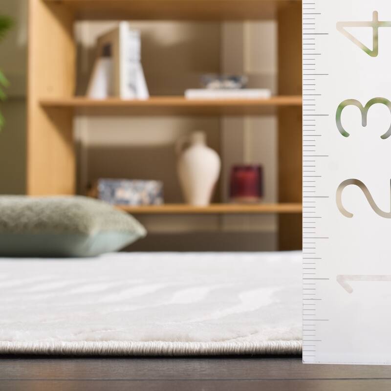 SAFAVIEH Saylor Necattin Modern Rug