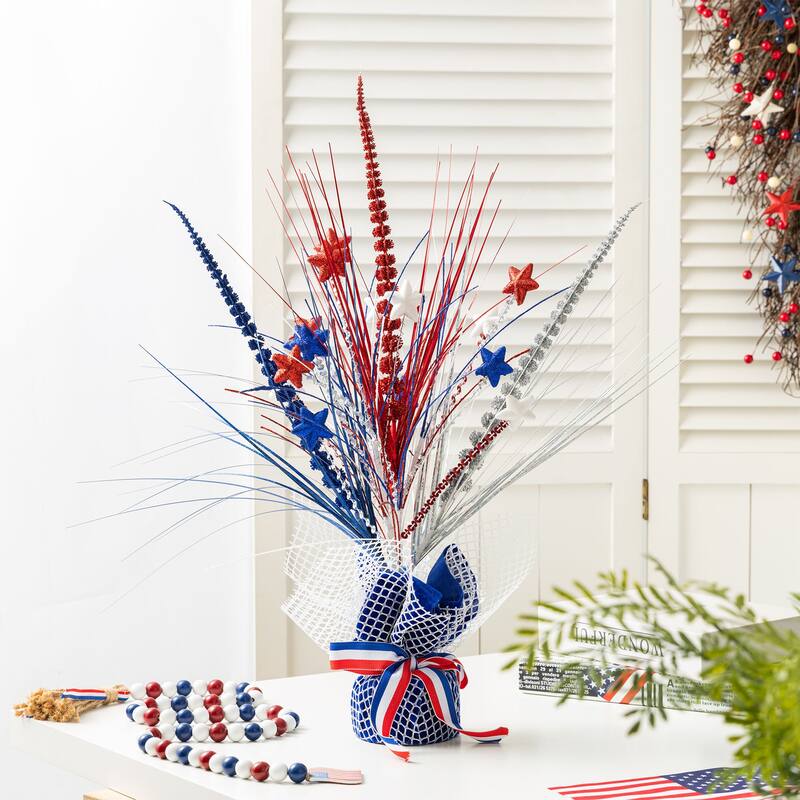 Glitzhome 21"H Patriotic/ Americana Stars and Heather Table Tree