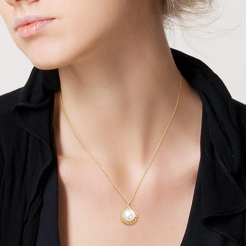 Miadora Cultured Freshwater Pearl Circular Necklace in Yellow Plated Sterling Silver (9-9.5mm)