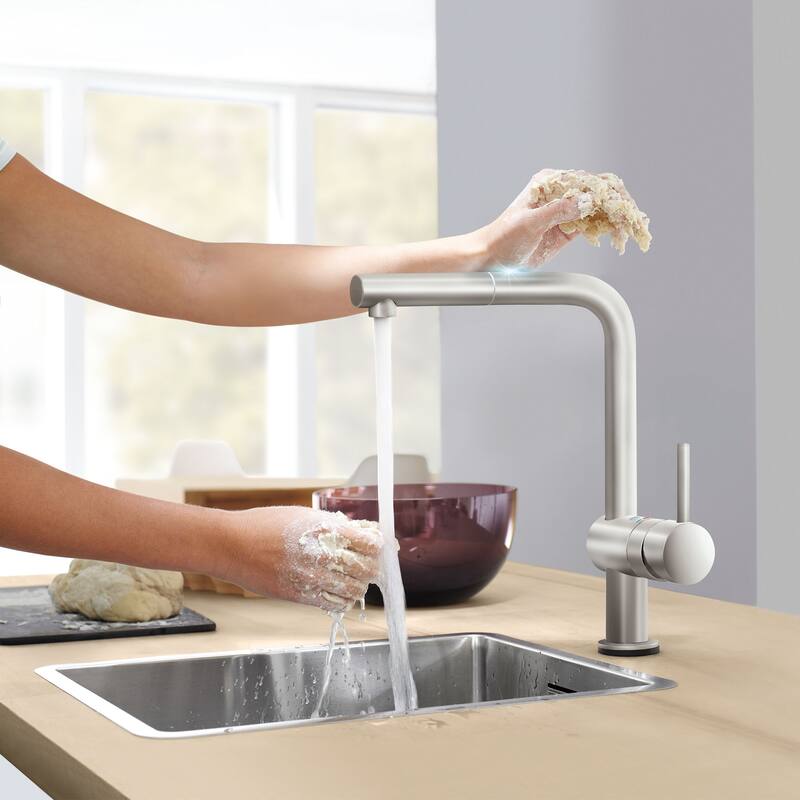 Grohe Minta Pull-Out Spray Kitchen Faucet
