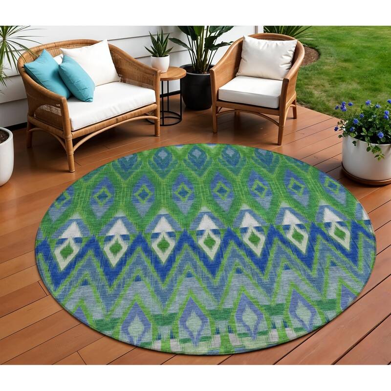 HomeRoots Southwestern Transitional Rectangle Outdoor Rug - 8' Round