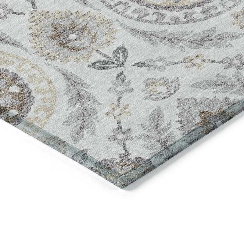 Machine Washable Indoor/ Outdoor Chantille Suzani Boho Rug