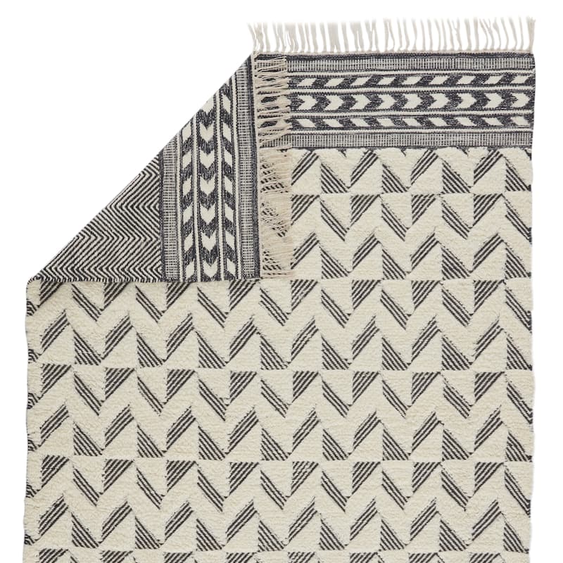 Alvarado Handmade Geometric Area Rug