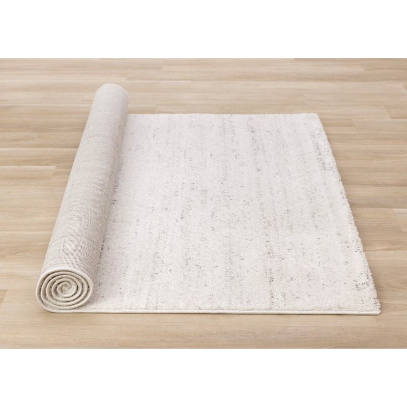 Soft Cream Grey Speckle Indoor Area Rug, 5'3" x 7'7"