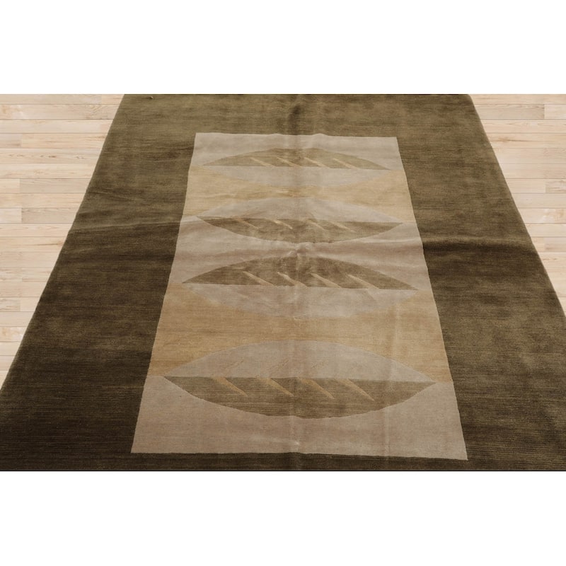 Hand Knotted Michaelian & Kohlberg Beige,Moss Tibetan Wool Area Rug - 5' 4'' x 7'