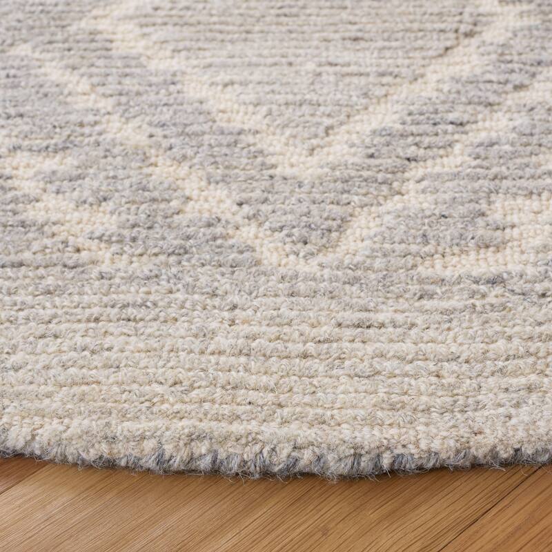 SAFAVIEH Handmade Casablanca Shag Jaione Diamond Trellis Rug