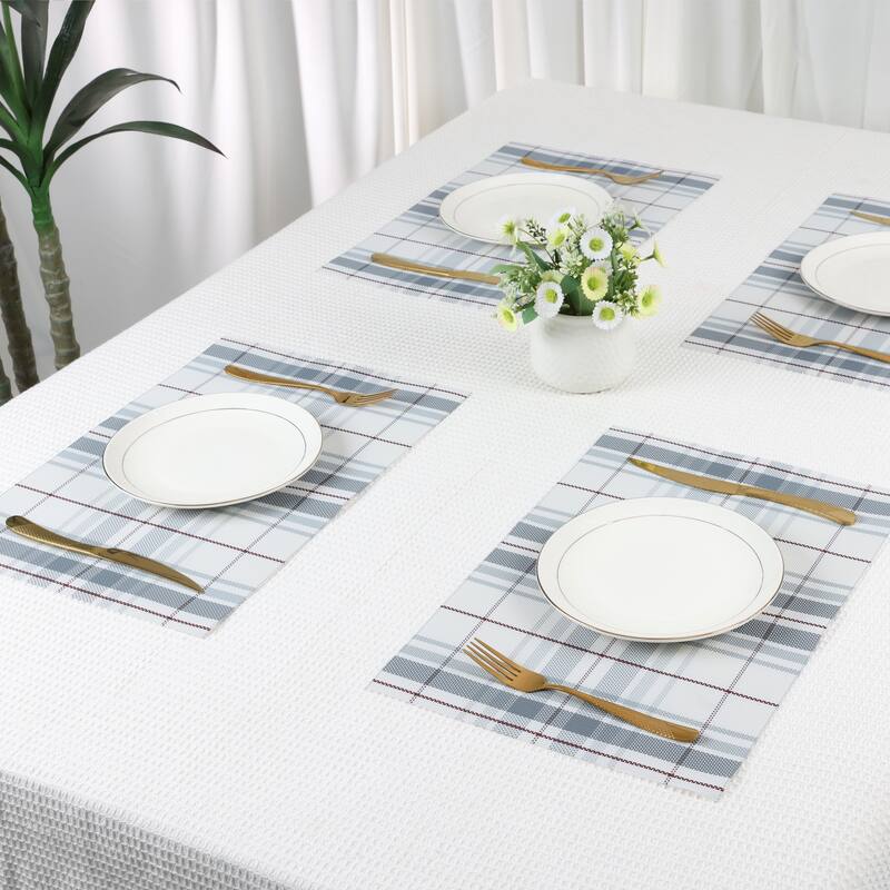 PVC Placemats, Set of 6 Placemats for Kitchen Dining Table Decor Heat Resistant Table Placemats Wipeable Table Mat - 18*12in