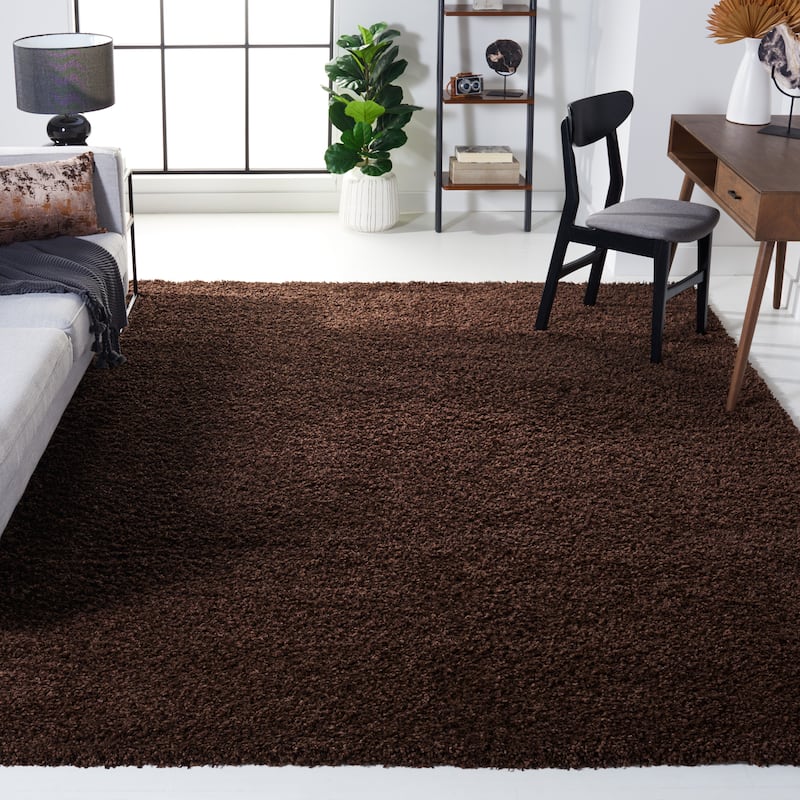SAFAVIEH Santa Monica Shag Einara 2-inch Thick Area Rug - 9' x 12' - Brown - Rectangle