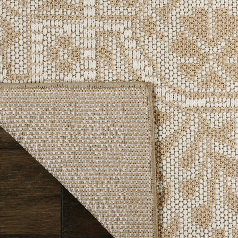 Porch & Den Godwin Medallion Indoor/Outdoor Area Rug