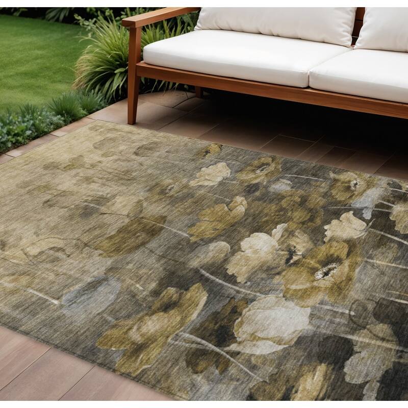 HomeRoots Floral Transitional Rectangle Outdoor Rug - 8' X 10'