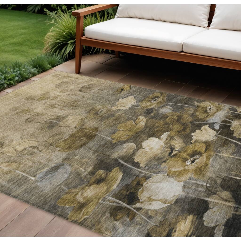 HomeRoots Floral Transitional Rectangle Outdoor Rug