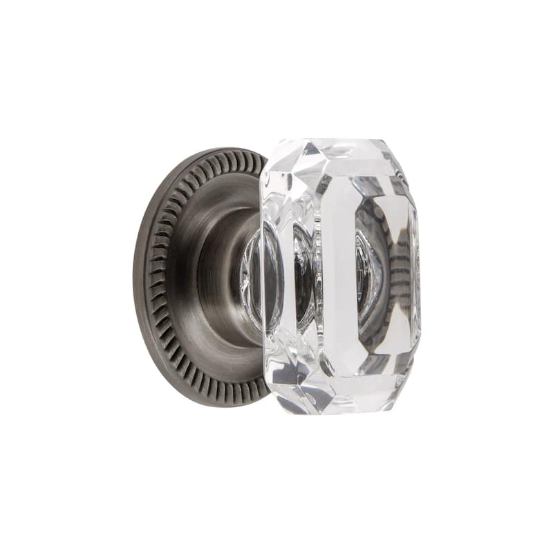 Grandeur BAGU-KNOB-NEWP-SM Baguette 1-9/16" Glam Emerald Cut Crystal - Antique Pewter