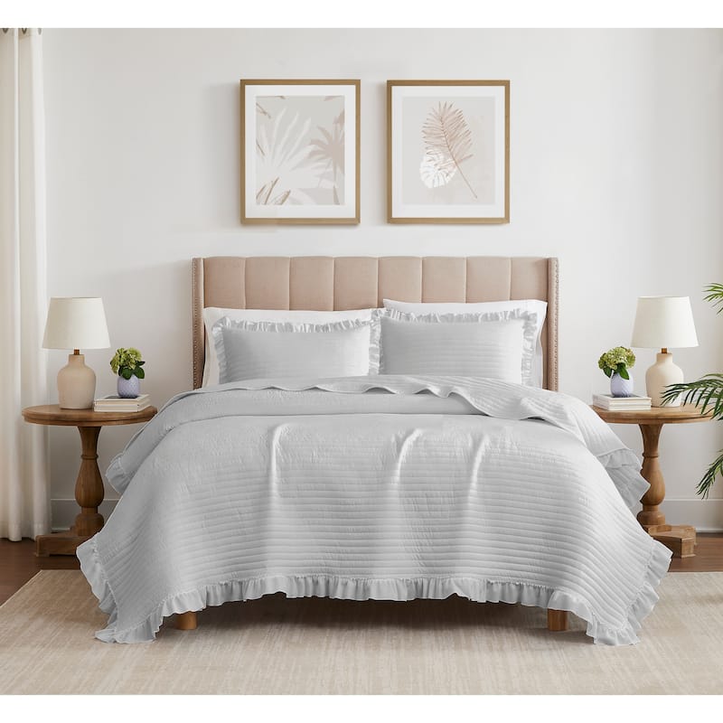 Carla Stripe Fringe Farmhouse Quilt Set - Silver - Queen