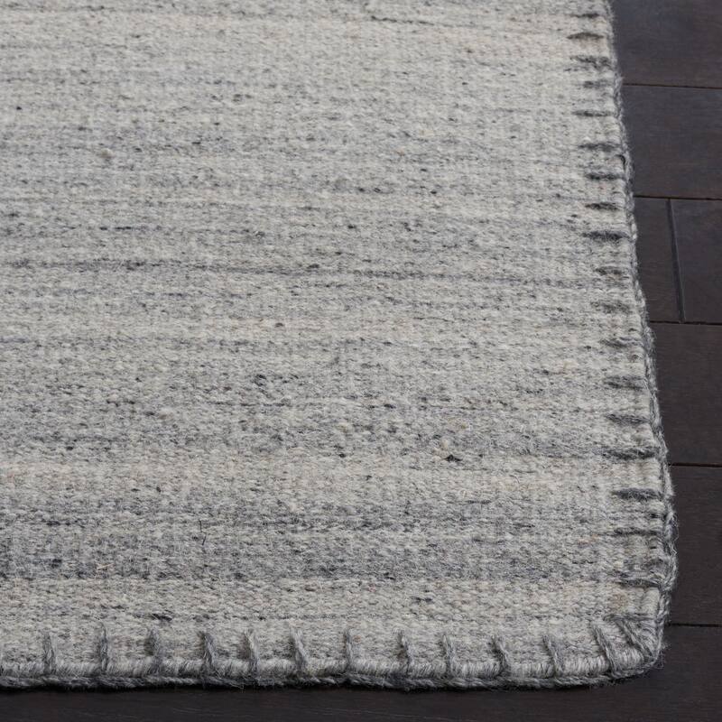 SAFAVIEH Flatweave Kilim Mizuki Wool Rug