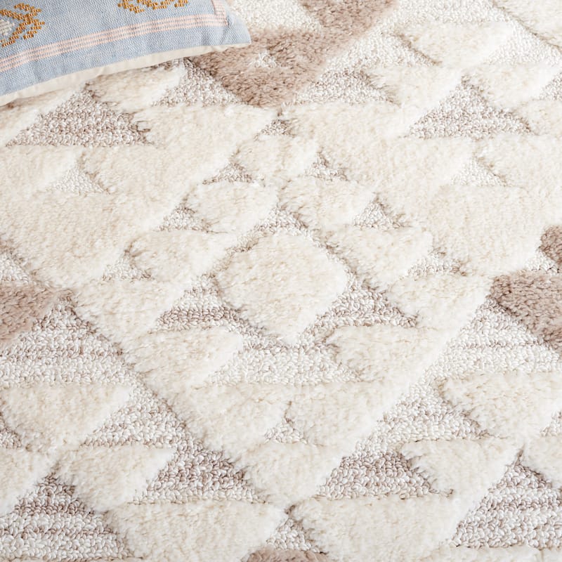 SAFAVIEH Moroccan Tassel Shag Kobi 2-inch Thick Rug