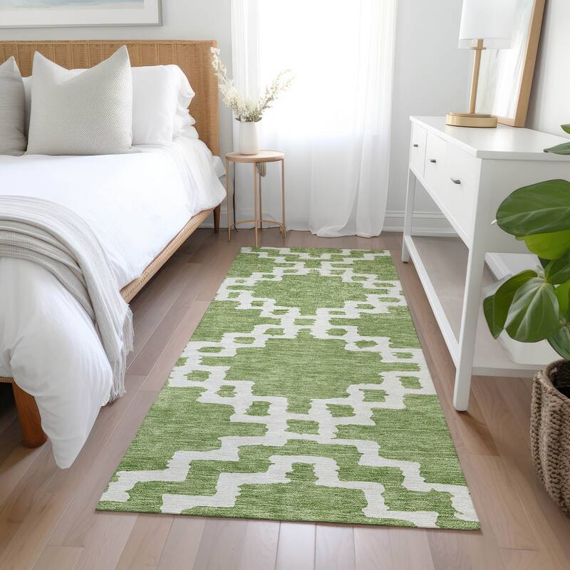 Machine Washable Indoor/ Outdoor Chantille Geo Trellis Rug