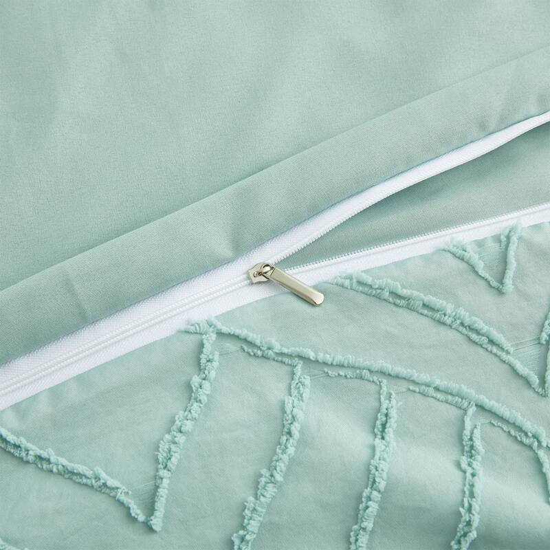 Clipped Jacquard Geometric Duvet Cover & Pillowcase Set