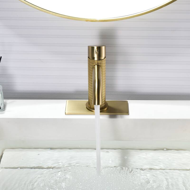 6.4"H Solid Brass Single-handle Bathroom Sink Faucet