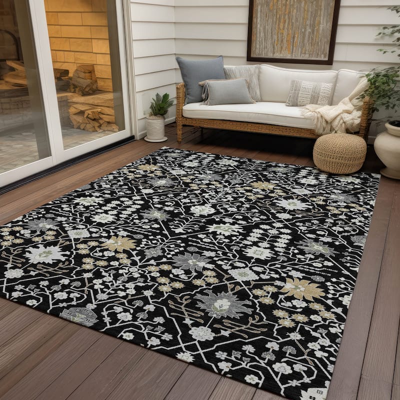 Machine Washable Indoor/ Outdoor Global Traditional Chantille Rug - Black - 3' x 5'