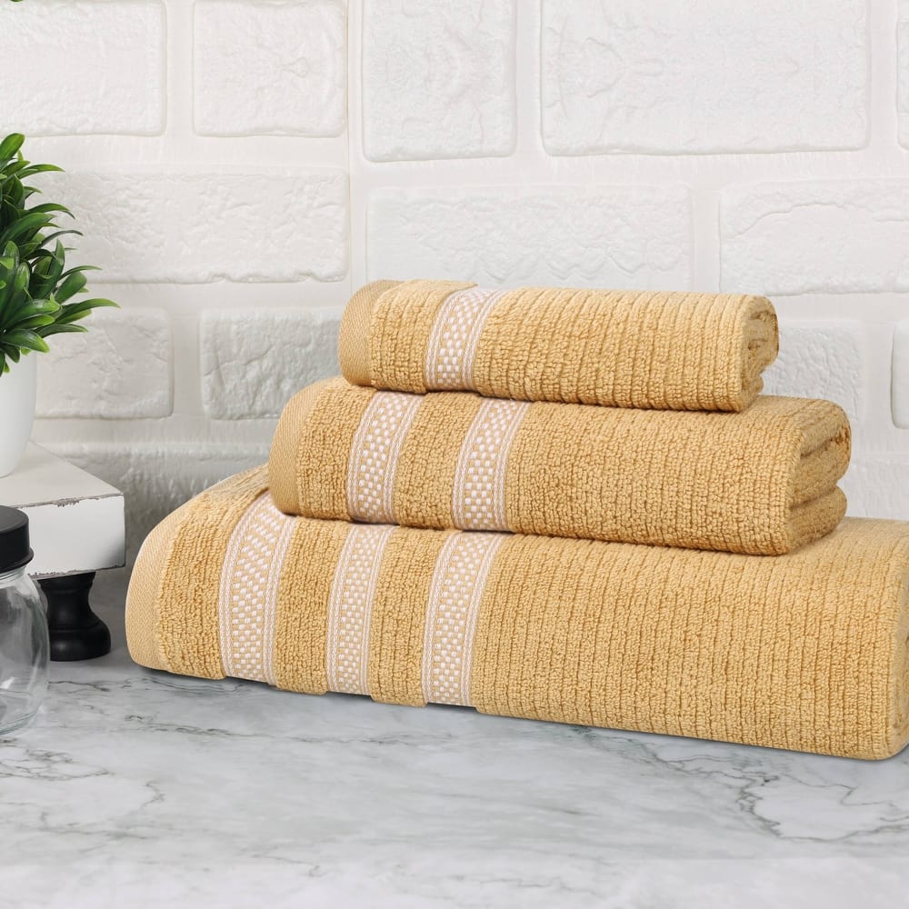 Superior Brea Zero Twist Cotton Ribbed Modern 3 Piece Bathroom Towel Set