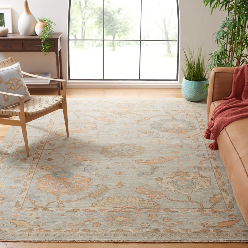 SAFAVIEH Couture Hand-Knotted Vjara Hortencia Traditional Wool Rug - 6' x 9' - Grey/Rust