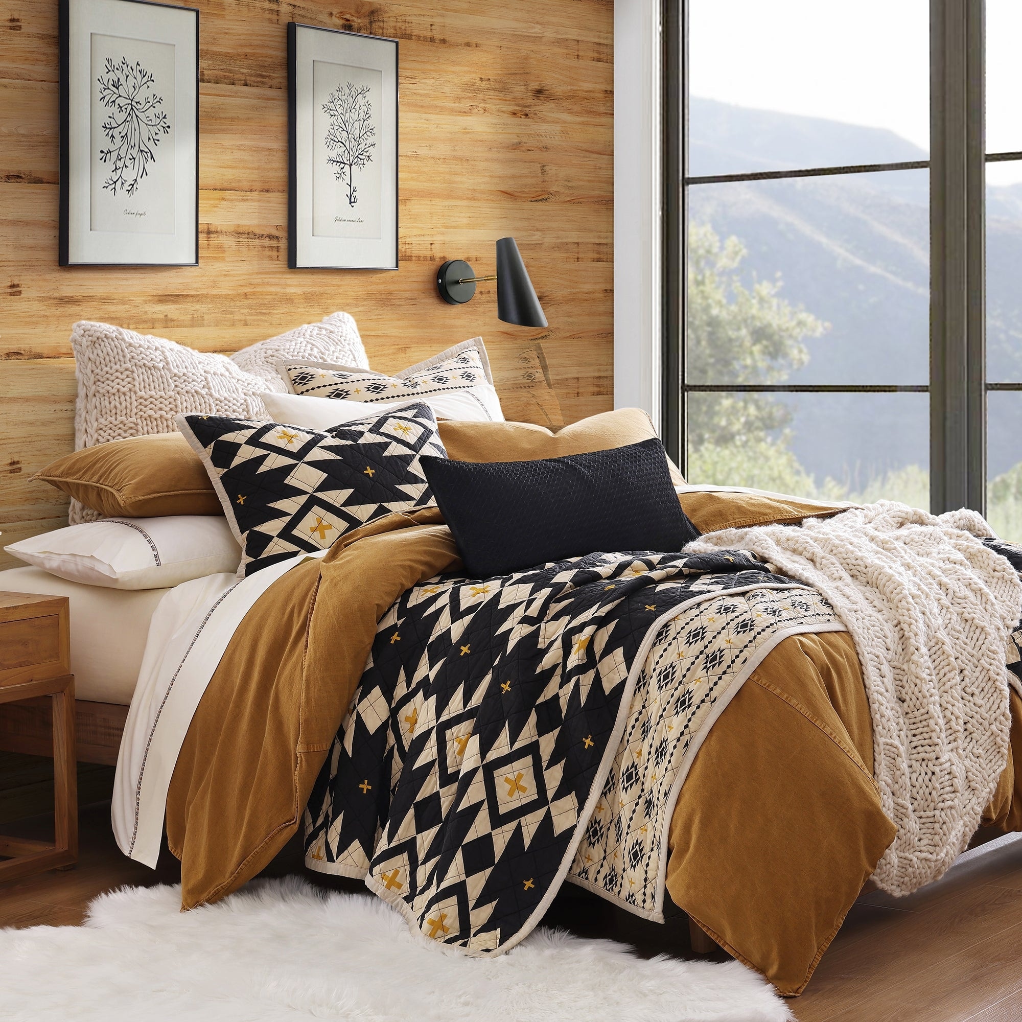 Paseo Road High Desert Aztec Southwestern Rustic Bedding 3 Piece Quilt Set