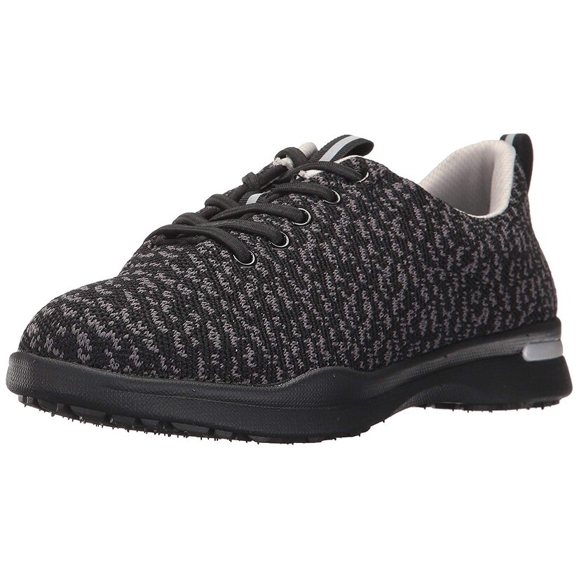 women's softwalk sneakers
