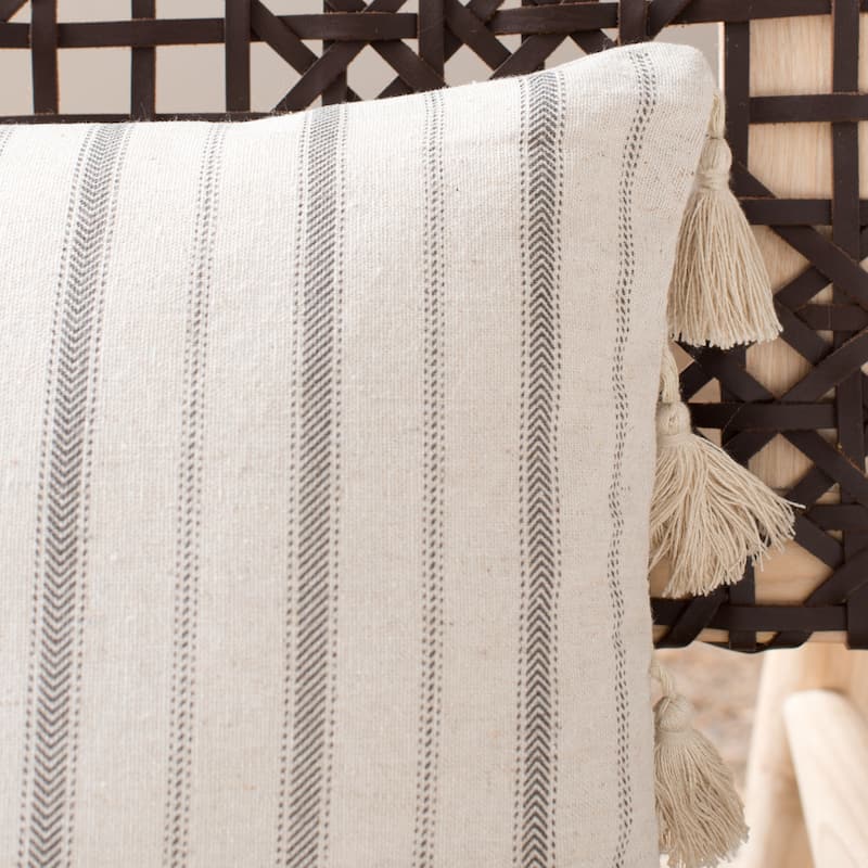 SAFAVIEH Marie 12" Pillow