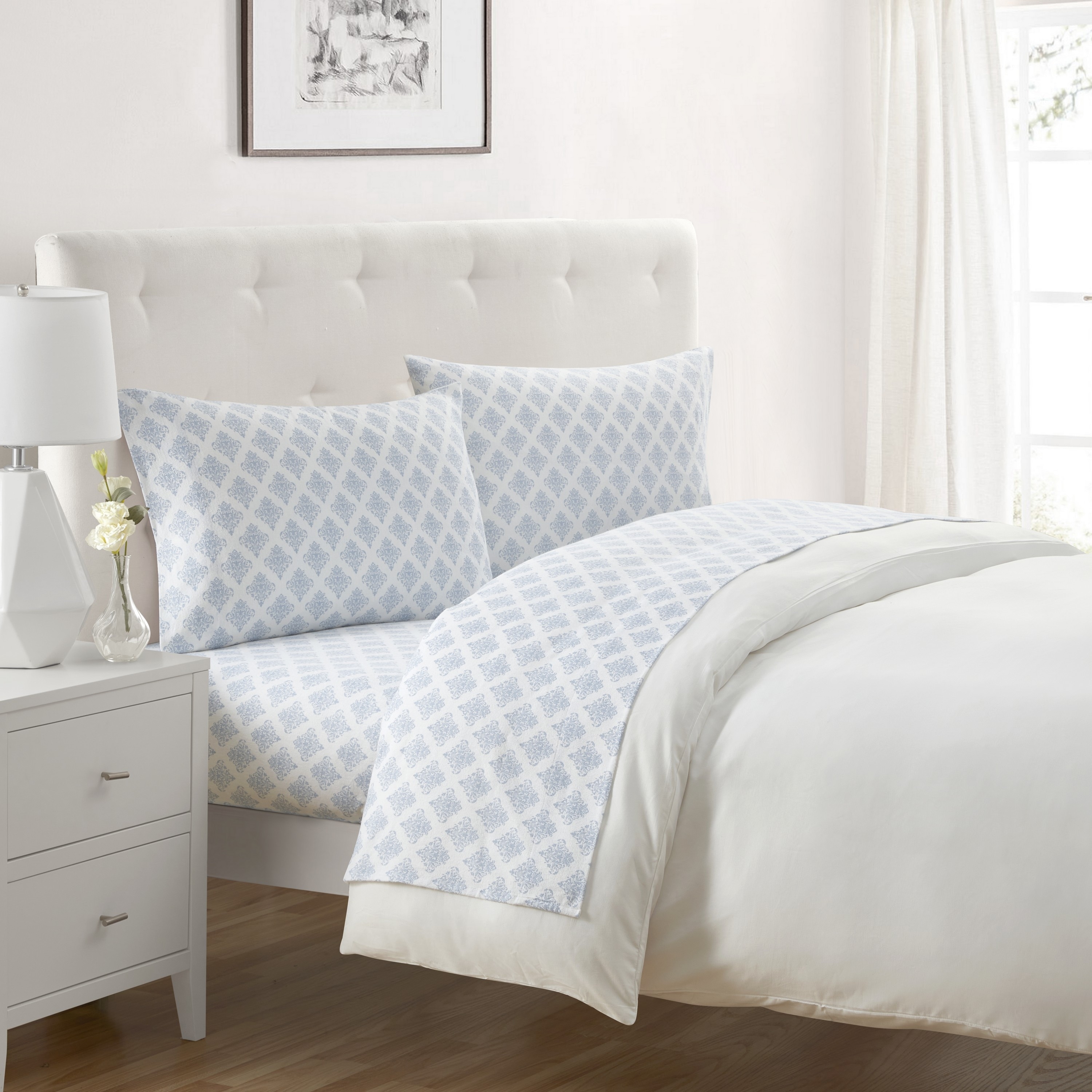 Tahari home bed pillows top