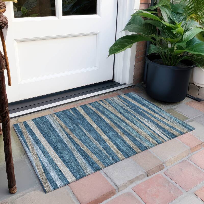 Machine Washable Indoor/ Outdoor Modern Stripes Chantille Rug