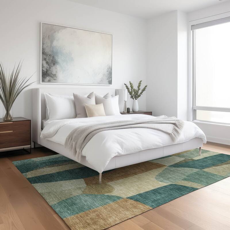 Machine Washable Indoor/ Outdoor Contemporary Layers Chantille Rug