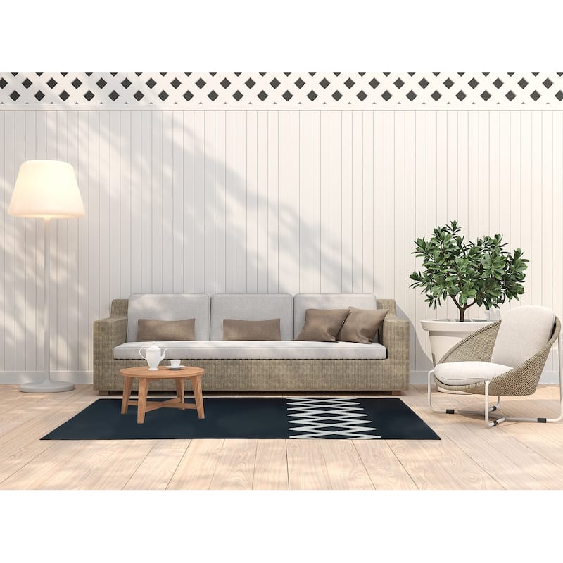 Zipper Stripe Indoor/Outdoor Rug