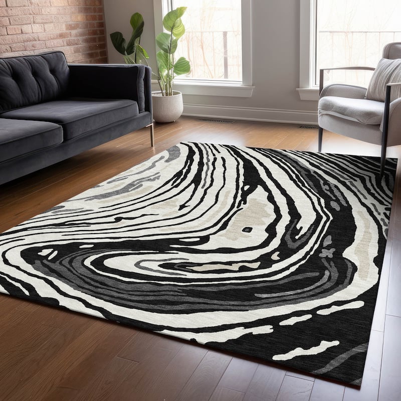Machine Washable Indoor/ Outdoor Abstract Brushstrokes Chantille Rug - Black - 2'6" x 3'10"