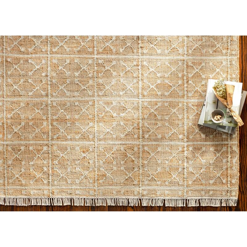 Livabliss Casual Laural Diamond Area Rug